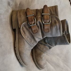 Side buckle Boots